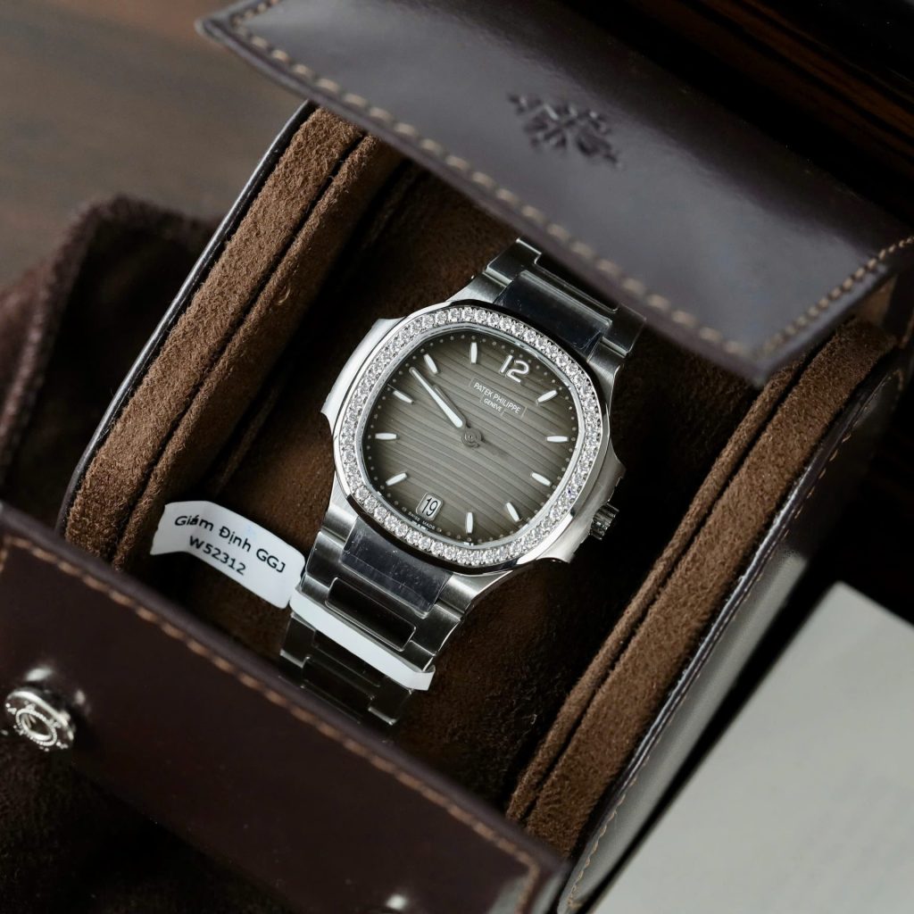 Patek Philippe Nautilus Super Clone Swiss Machine