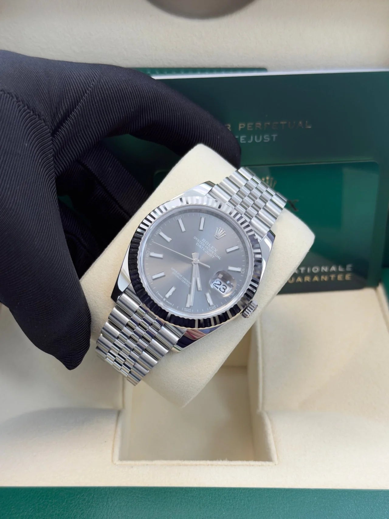 SWISS MACHINE – O watches